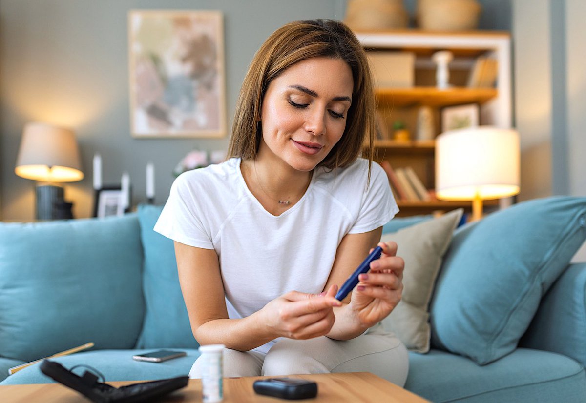 LaPerlaPR's tweet image. La diabetes no tiene que controlarte: ¡tú puedes controlarla! | tinyurl.com/4wsf7jza

Alimentarse bien, mantenerse activo y seguir las recomendaciones médicas puede marcar la diferencia. | #Insights