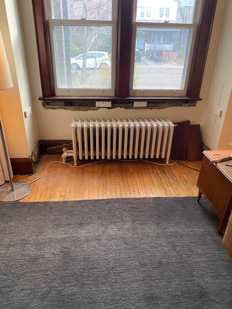 redvineski's tweet image. I finally figured out how to design my radiator cover because of Nicole Kidman&apos;s monologue in Eyes Wide Shut.