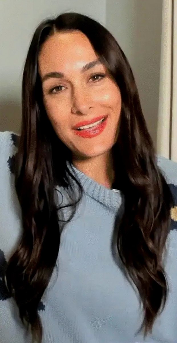 heat_heel's tweet image. Brie Bella 🙌🏻❤️ #BrieBella #BrieMode #BrieGarcia #TotalBellas