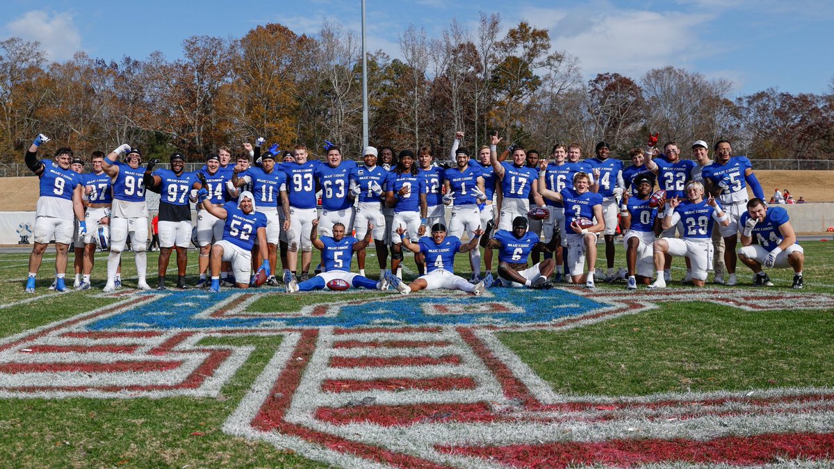 devinbice88's tweet image. I am SUPER proud of this Team &amp;amp; the Offensive Line!!

This team is SPECIAL and I can’t believe our season is over!! I had so much fun coaching them this season here at Presbyterian College!! Love you guys!! 

#OLPride #NOW #GoBlueHose #PullTheRope