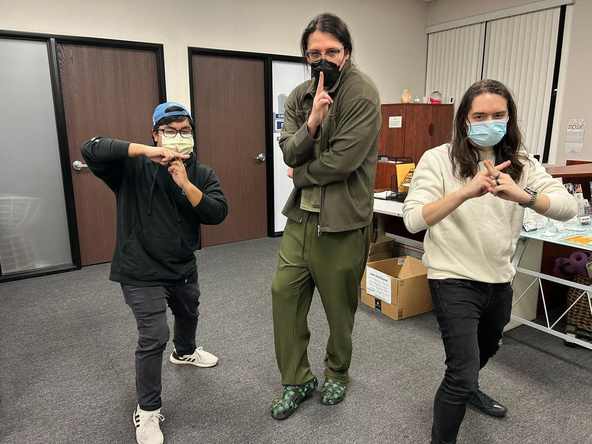 Tag In Battle tweet media