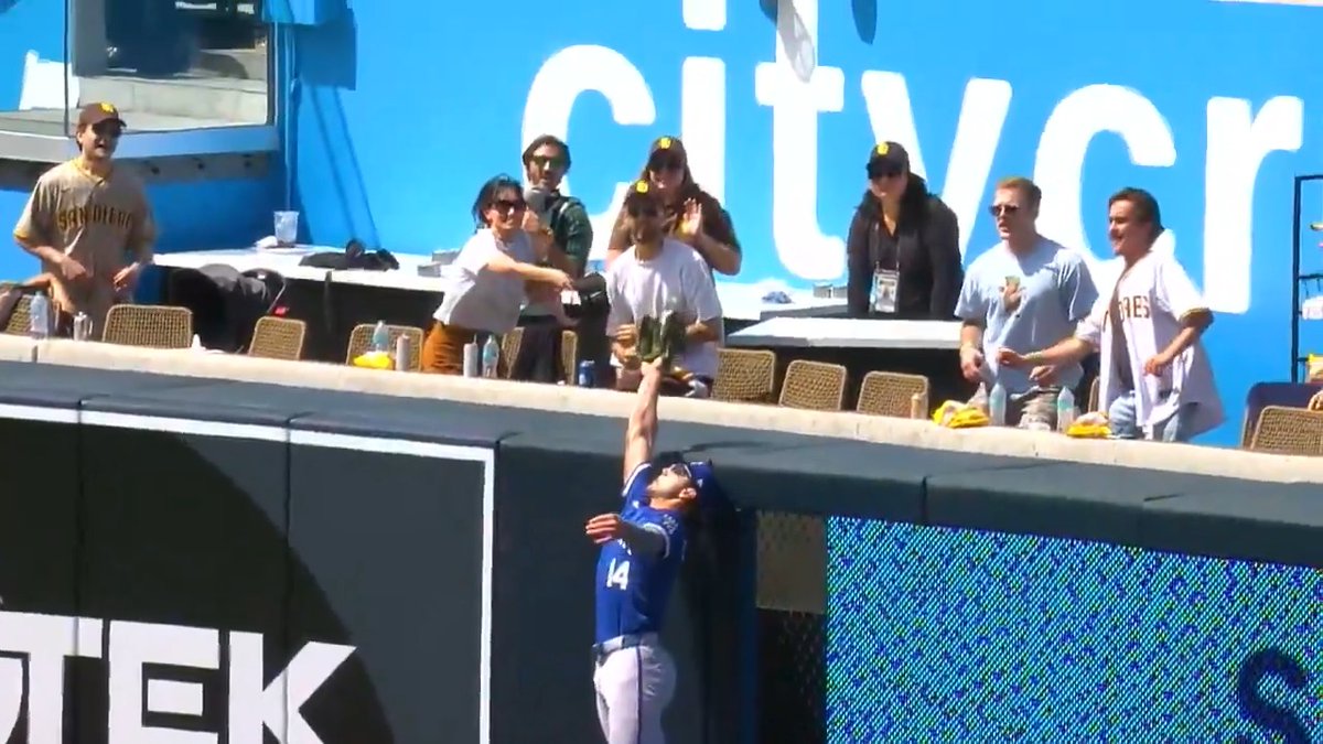 Top Plays of 2025: No. 77

Jac Caglianone leaps to bring one back into the yard! 