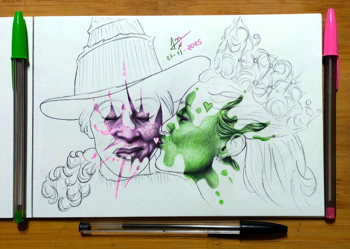 I had to do a little something of Elphaba and Glinda for Wicked: For Good 💓💚