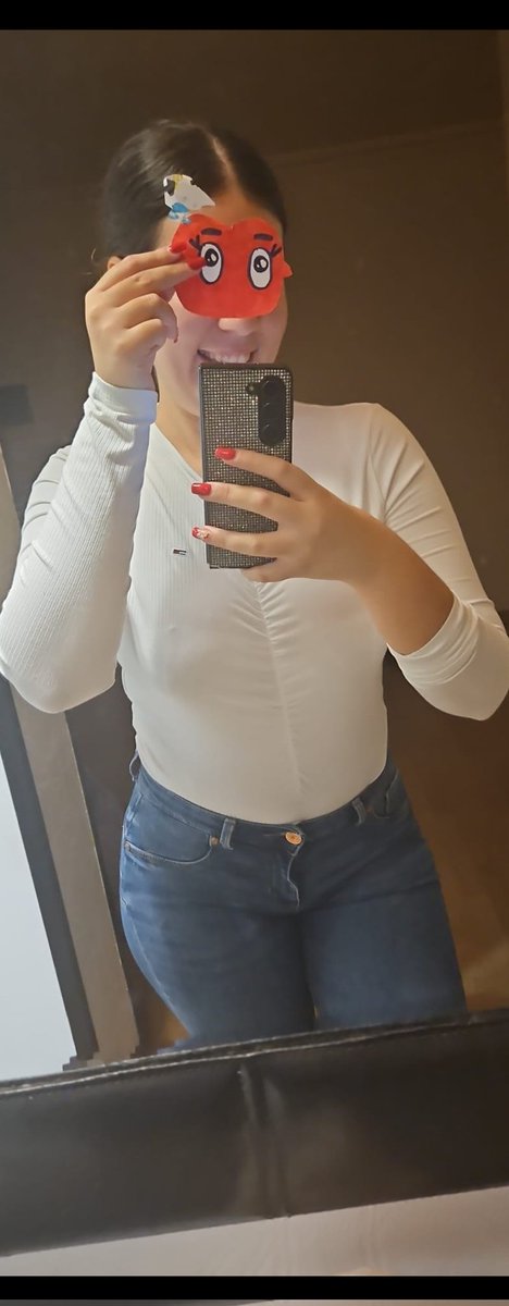 Paola1371385's tweet image. 🔥 I just dropped a full-energy dancing video with the @billions_ntwk logo, and this time my friend @Oxchop_pa joined me with unstoppable vibes.
This video is pure power, pure fun, pure Billions energy.
My motivation is rising, my creativity is levelling up, and my energy is…