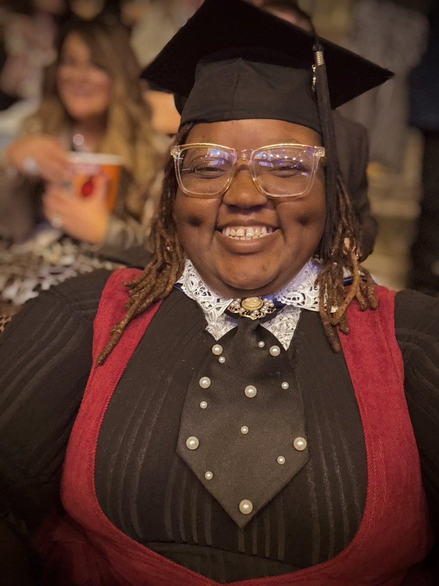 Tianna Thompson tweet media