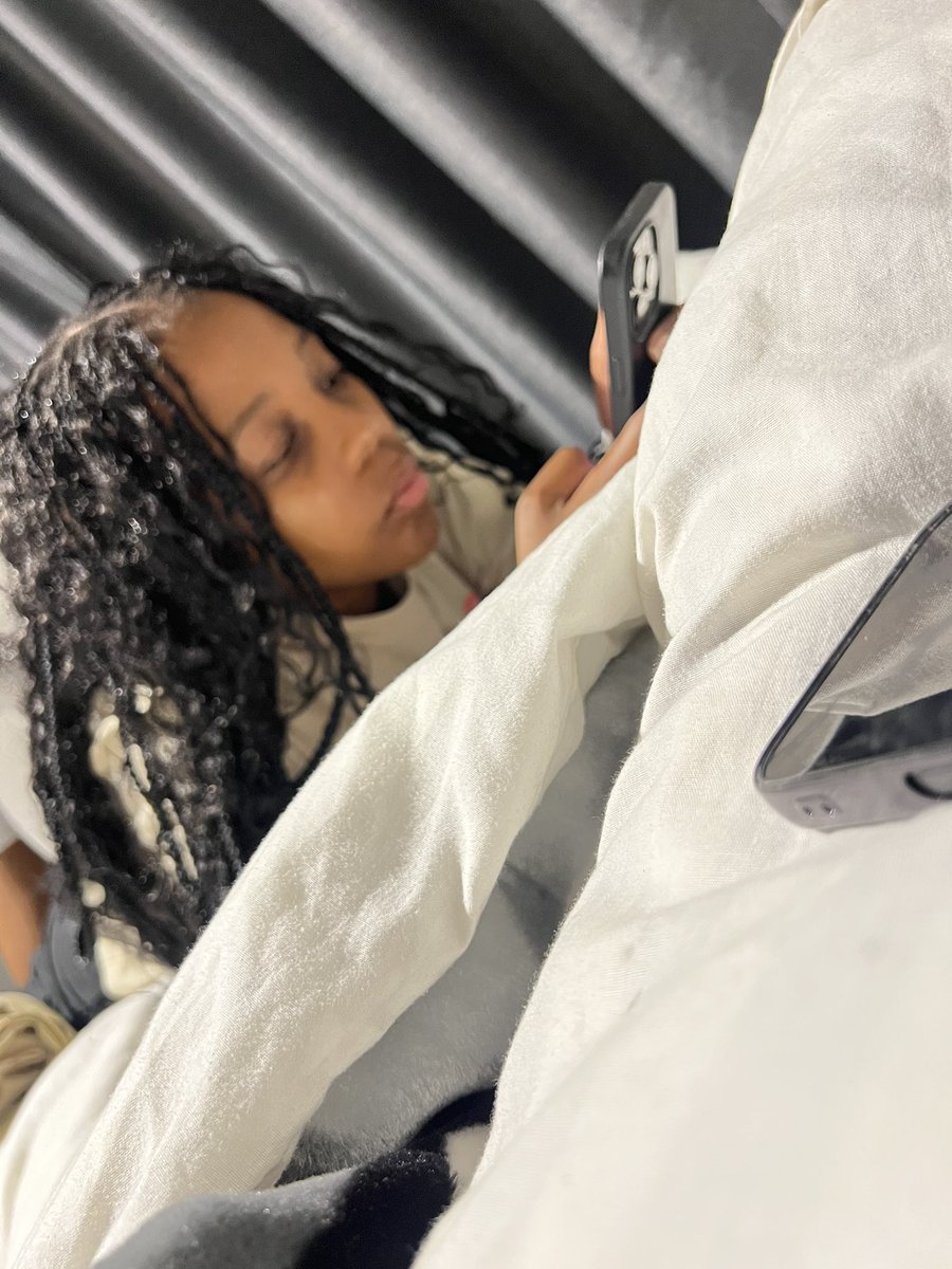 tumi_tulipz's tweet image. 