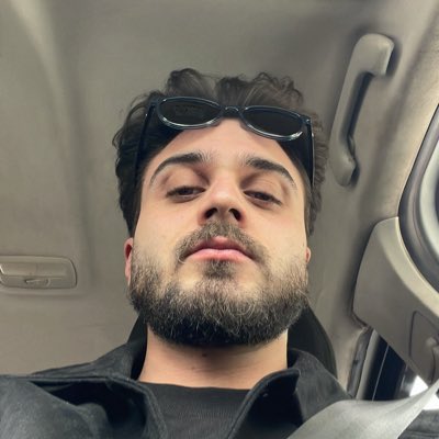 alibenyo's tweet photo. #YeniProfilResmi https://t.co/khGUf7gy8Z