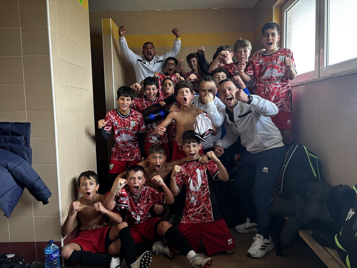 🏁 | 70’ 📷 | #CDVillaresInfantilB

2️⃣ <a href="/cdvillares/">C.D . Villares</a> 
3️⃣ 𝐈𝐧𝐟𝐚𝐧𝐭𝐢𝐥 “𝐁”

#CanteraGuijuelo | #TodoalVerde 💚