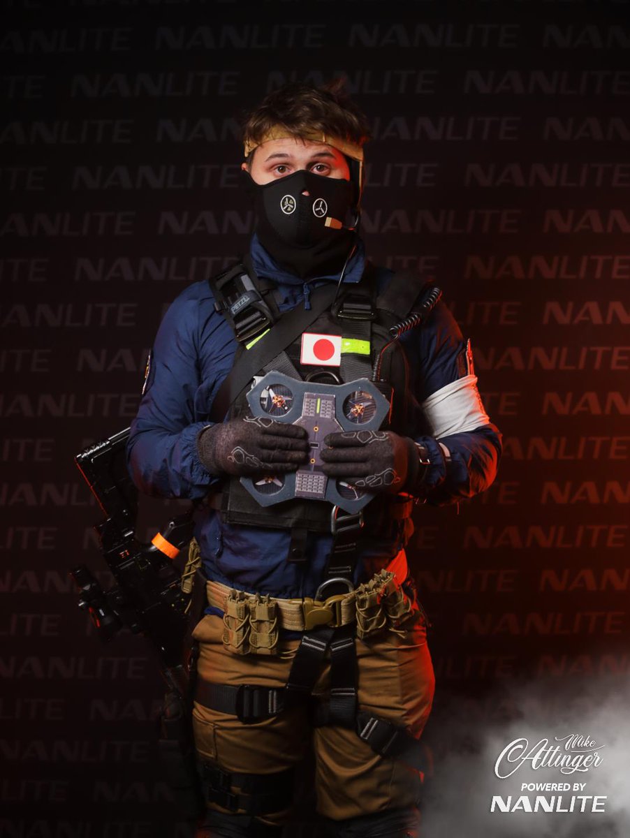 CasterHat's tweet photo. Did some cosplaying at Dutch Comic Con https://t.co/A7CJyAuLL9