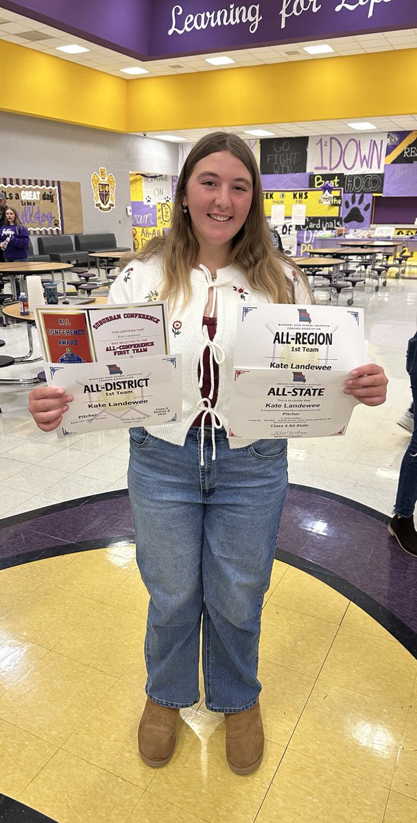 Kate Landewee tweet media