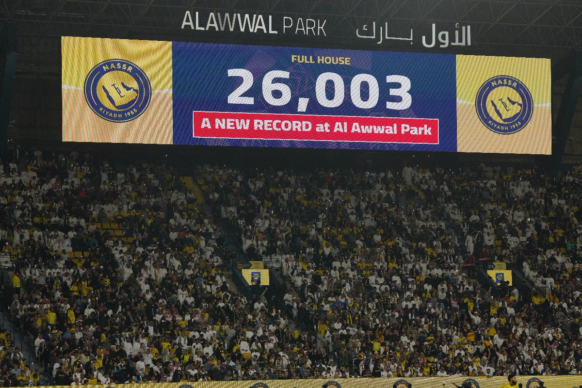 VictoryArena_sa's tweet image. FULL HOUSE 🔥🔥

جماهير العالمي حققت رقم قياسي جديد للحضور في #الأول_بارك💛🏟