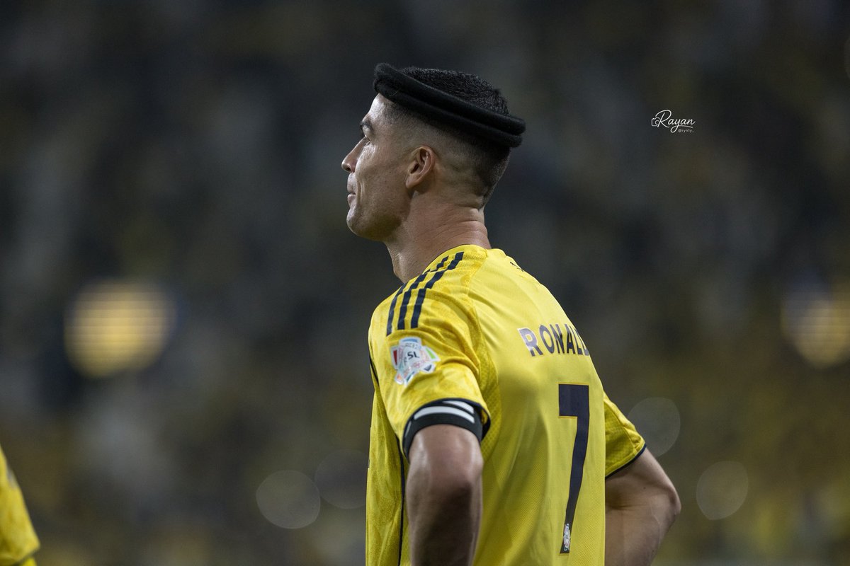 🚨 — الأسطورة كريستيانو رونالدو هذا الموسم :

• 17 مباراة
• 18 مساهمة
• 16 هدف
• 2 اسيست 

✅ سجل في تصفيات كأس العالم 
✅ سجل في دوري روشن
✅ سجل في السوبر السعودي