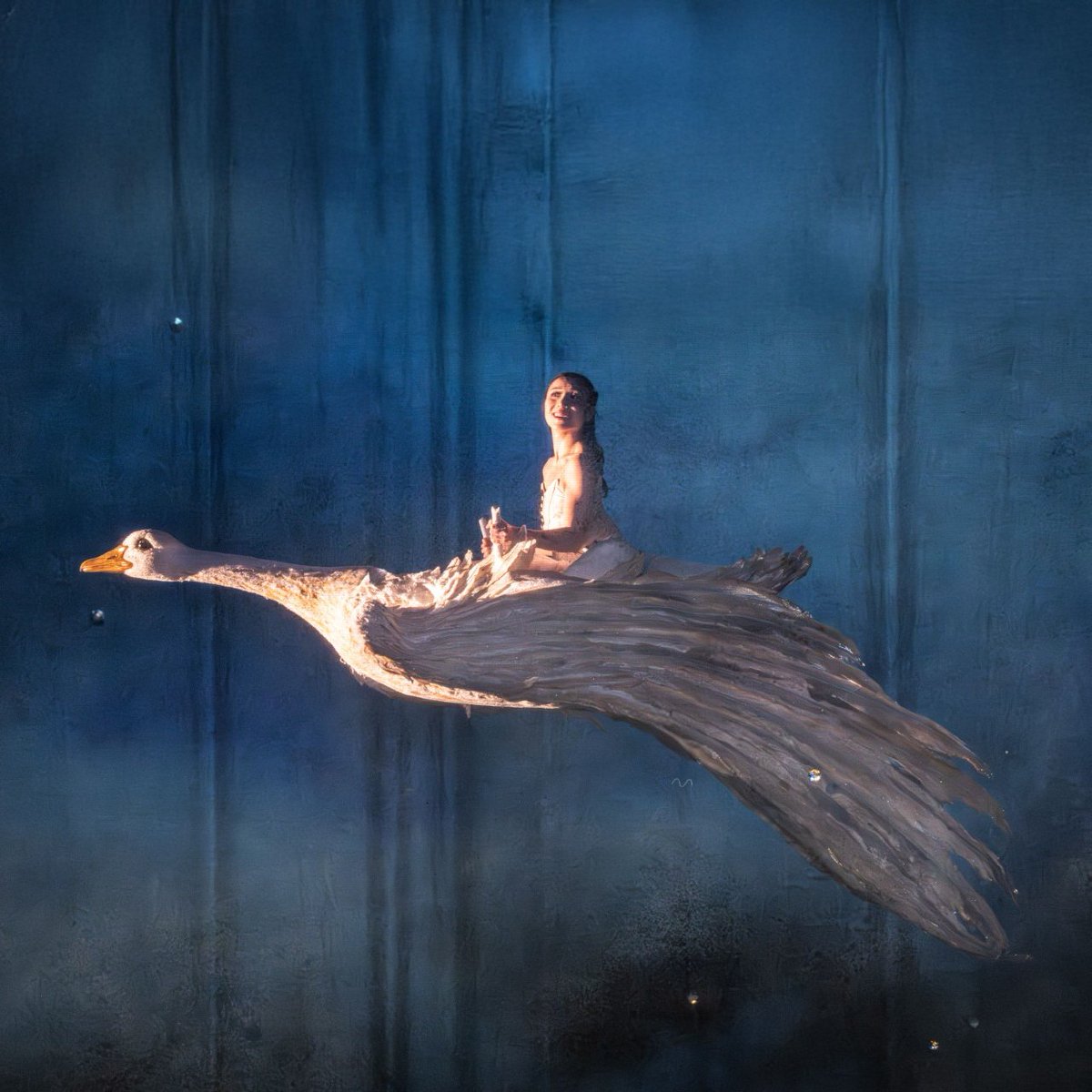 FairyPowered's tweet image. #REVIEW

#5* from Emma Millward for The Nutcracker at Birmingham Hippodrome

“once again created an exceptional production”

fairypoweredproductions.com/sir-peter-wrig…

#TheNutcracker #SirPeterWright #hippodrometheatre #birmingham #fairypoweredproductions