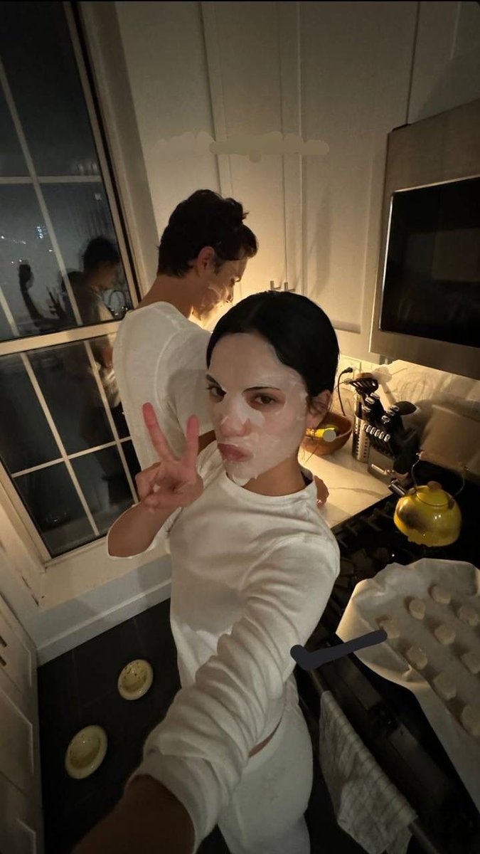 ✨ Etkinlik ✨
Dm'den isim, burç, ilişki durumunu belirten herkesin 6 ay içinde aşk hayatında neler olacağını söylüyorum💛
Takip&amp;fav&amp;rt şartıyla 🥰