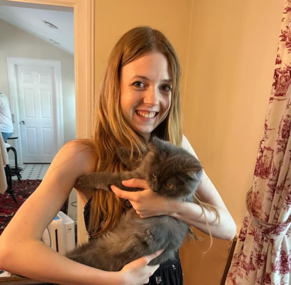 bennyjohnson's tweet image. Bethany MaGee is currently fighting for her life because a career criminal with 72 arrests was allowed to walk free.

He soaked her in gasoline and set her on fire on a Chicago train while saying “Burn b*tch.”

This monster should have been behind bars a long time ago. 

Judges…