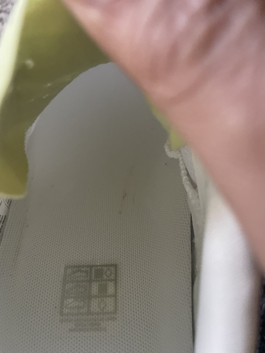 bjsingh78's tweet photo. @on_running very dissatisfied and disappointed, ordered my shoes and received what seems like a returned pair with stains though tiny but on white shoes they stand out, obviously will return but want to her from the On team https://t.co/JneEQguOR8