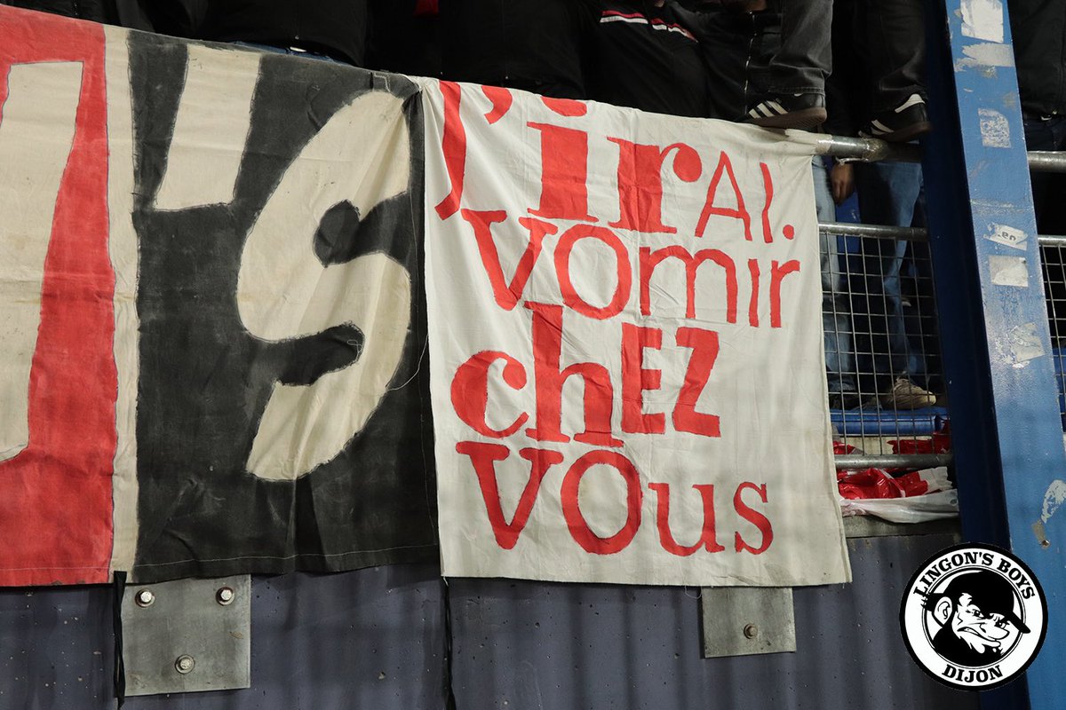 lingons_boys's tweet photo. Ils auront été soutenus vocalement et visuellement par un parcage dijonnais actif tout le match. https://t.co/enTdZOpo1z