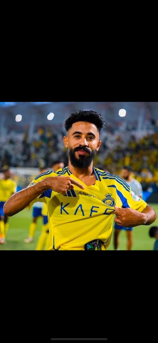 #النصر_الخليج

شكراً نواف بوشل 💛

ربع ساعة او اقل ظهير ايمن صنع اجمل 
هدف للدون من عرضية جميلة جداً 
سلطان الغنام لعب مباراة كامله لم يصنع
ولا كورة