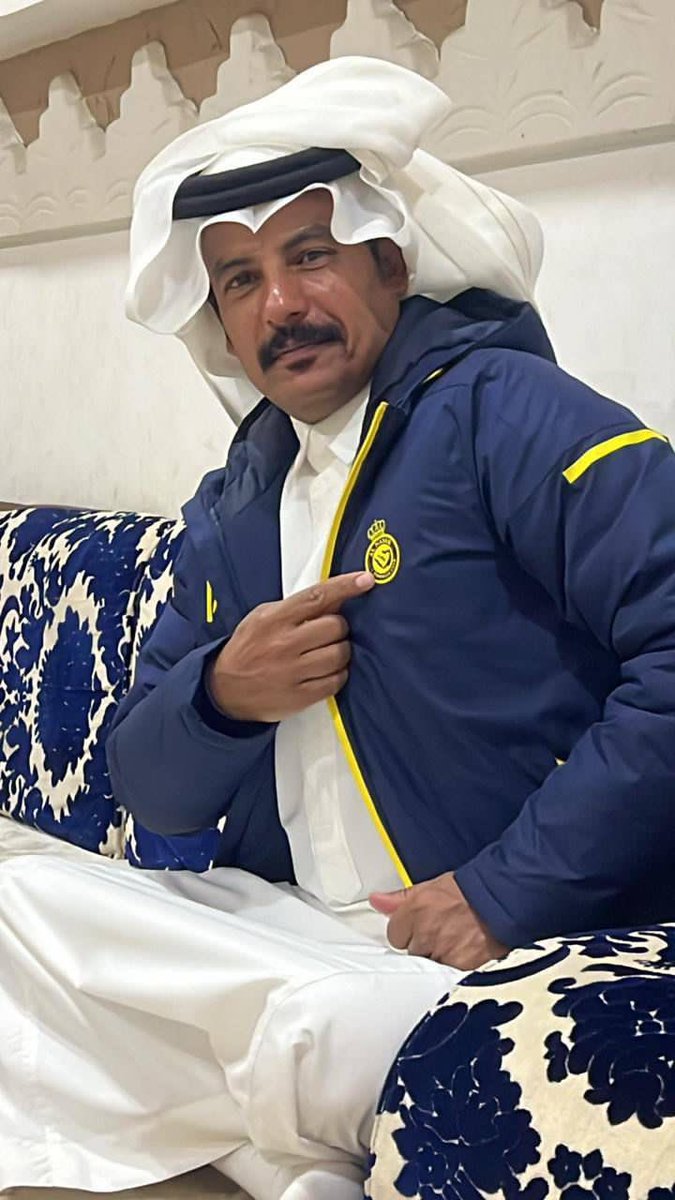 aljuhaili1's tweet image. النصر متصدر وانا متصدر 
الفعل وتاريخ السطر وحدوده

واللي ماهو قادر ولاهو مقدر 
حنا هل الردات يعني العوده

#عيادة_الجهيلي