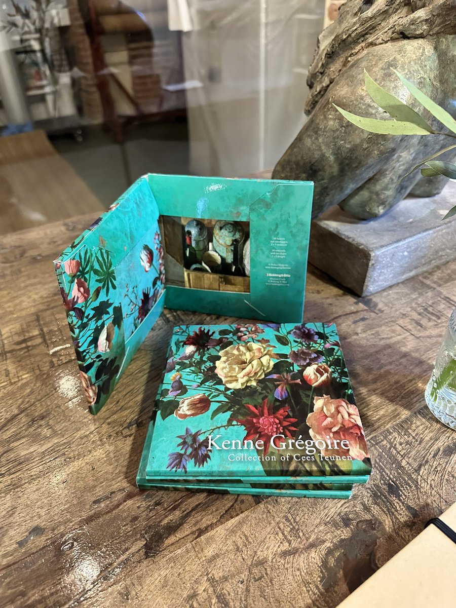 Genoten van een bezoek aan de expositie ‘Ziende Blind’ van Kenne Grégoire bij Slot Zeist. En onmetelijk trots tijdens het rondje door de museumwinkel na afloop! 🖼️