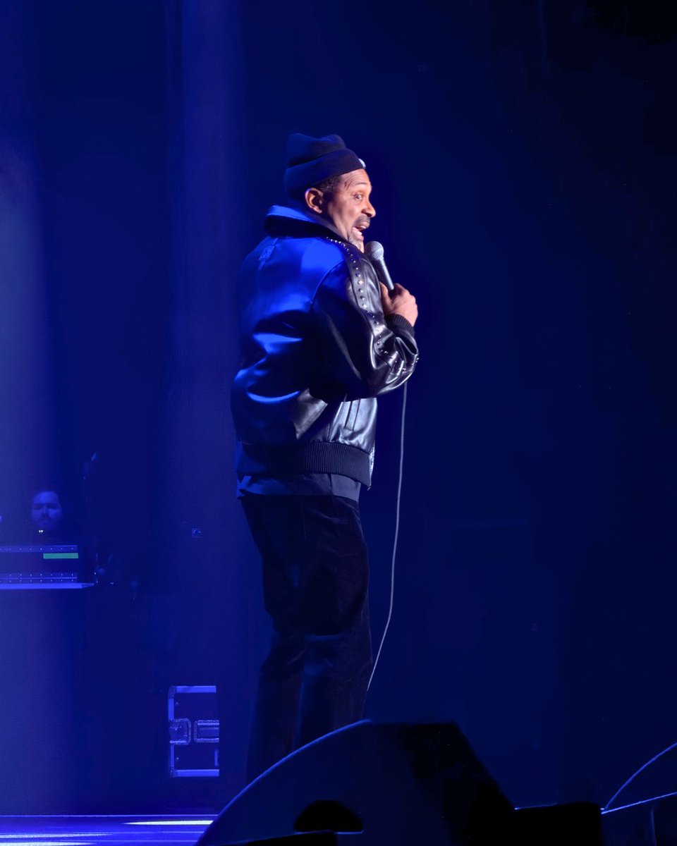 HRCasinoIndiana's tweet image. Indiana&apos;s own @TheRealMikeEpps brought the laughs last night to Hard Rock Live. Big shout out to the amazing openers that set the stage. What a lineup! 🔥 Comment 🤣 if you caught the show.
#HRLNI #mikeepps #comedyshow