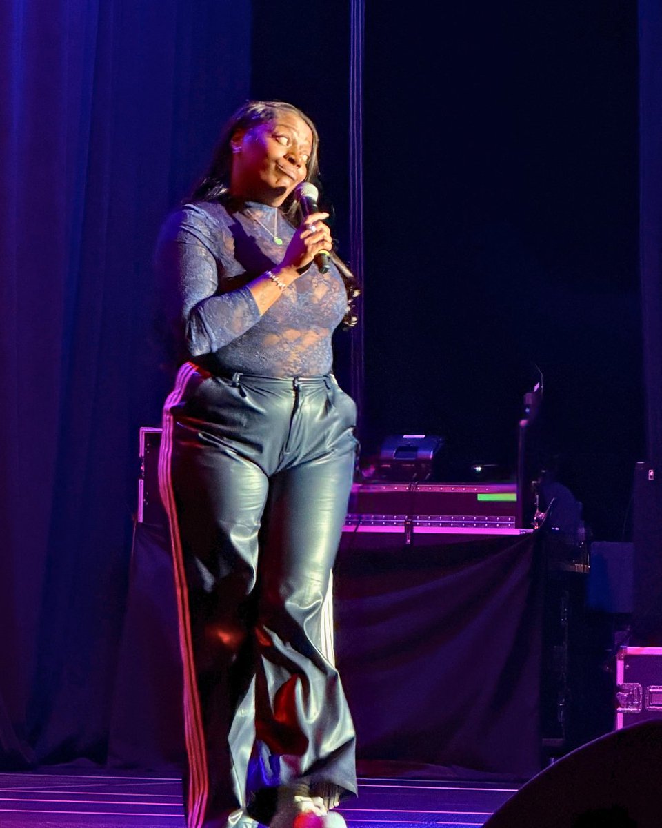 HRCasinoIndiana's tweet image. Indiana&apos;s own @TheRealMikeEpps brought the laughs last night to Hard Rock Live. Big shout out to the amazing openers that set the stage. What a lineup! 🔥 Comment 🤣 if you caught the show.
#HRLNI #mikeepps #comedyshow