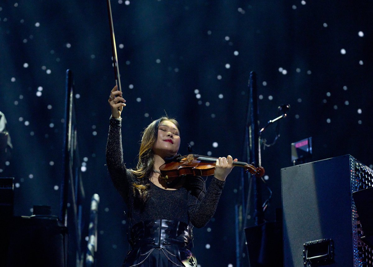 Hans Zimmer Live tweet media