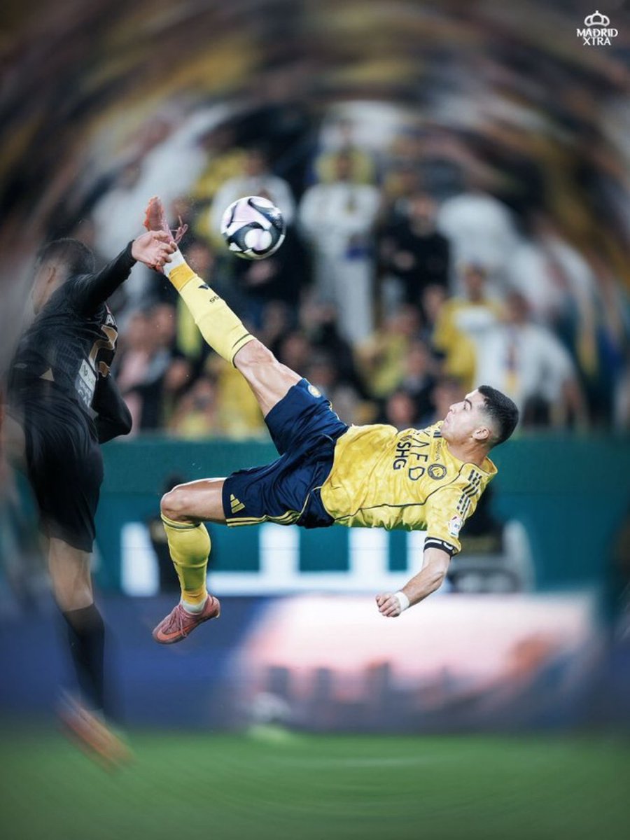 RMCFbase's tweet image. Ronaldo at 40yrs.                see wetin the other clown doing at 38😂