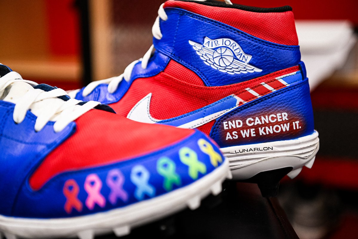 Bigger than football. 👟

#MyCauseMyCleats | #JAXvsAZ