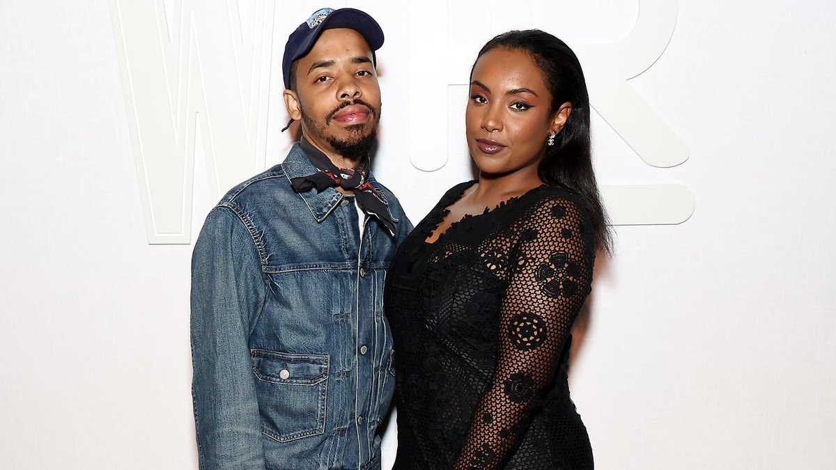 Complex's tweet image. Aida Osman and Earl Sweatshirt aimed to &apos;break&apos; ChatGPT. Details here: complex.com/music/a/treyal…