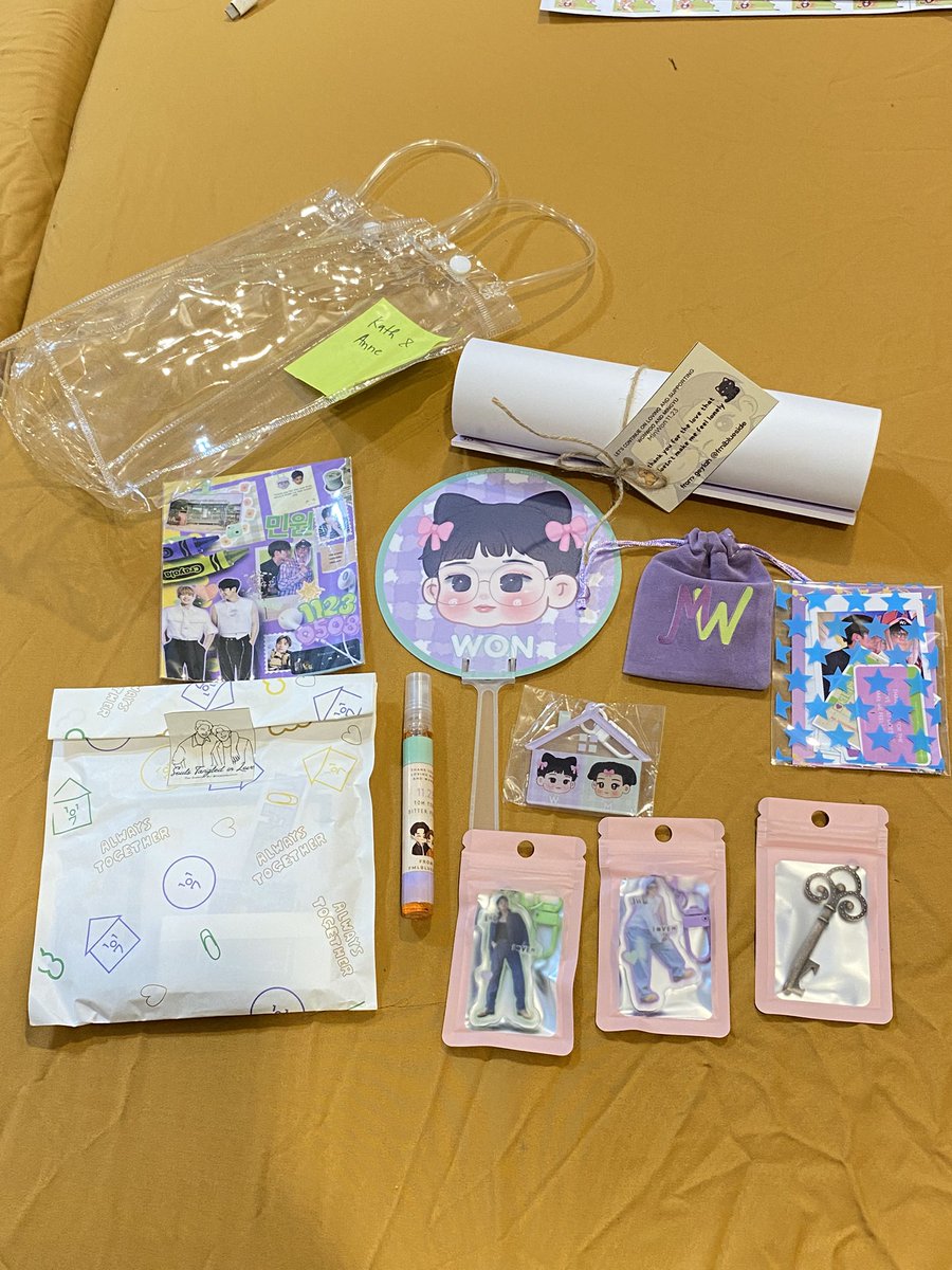 meaniesminwon's tweet photo. got the goods 1123 goods from this weekends 😋

#MellowWaves
#1123STILminwon https://t.co/4OqUjVEImC