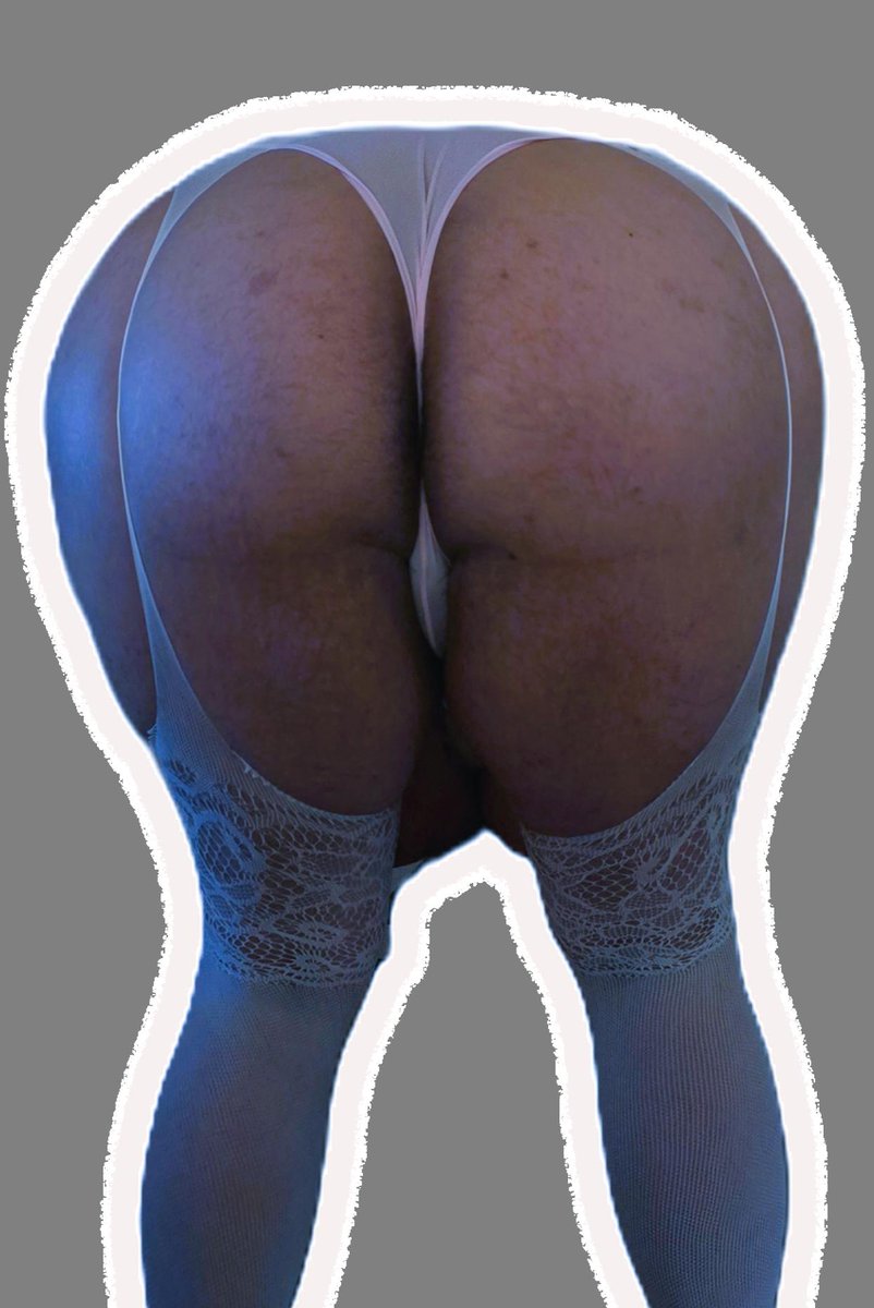 JWraith54550's tweet photo. Felt cute and got @queenofthecucks approval to post 🥰💐#sissy https://t.co/a2OQBRjit2