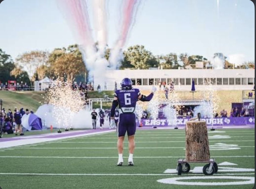 TankIsiah's tweet image. After a great conversation with @CoachCarthel I’m blessed to receive a offer from @SFA_Football @Coach_RogersSFA @PrepRedzoneAR @CoachRBolden @CoachUptergrove @FrampCamp