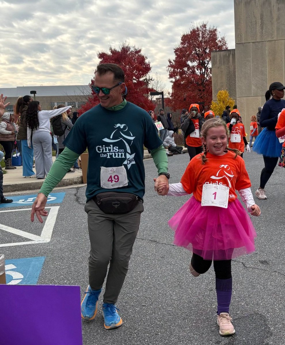 LothianAACPS's tweet photo. It's a great day for a 5k! #GOTR https://t.co/xWtMGA7LKv