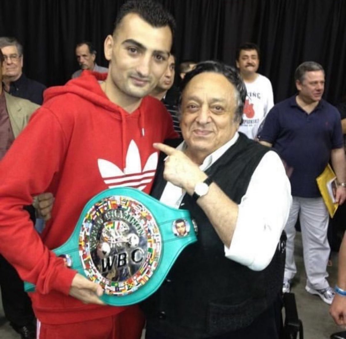 wbcmoro's tweet image. Im deeply saddened by the news of the passing sway of Vanes Martyrosian who lost his battle to cancer. He was a proud WBC silver champion and a dear friend. My sincere condolences to his family and friends.