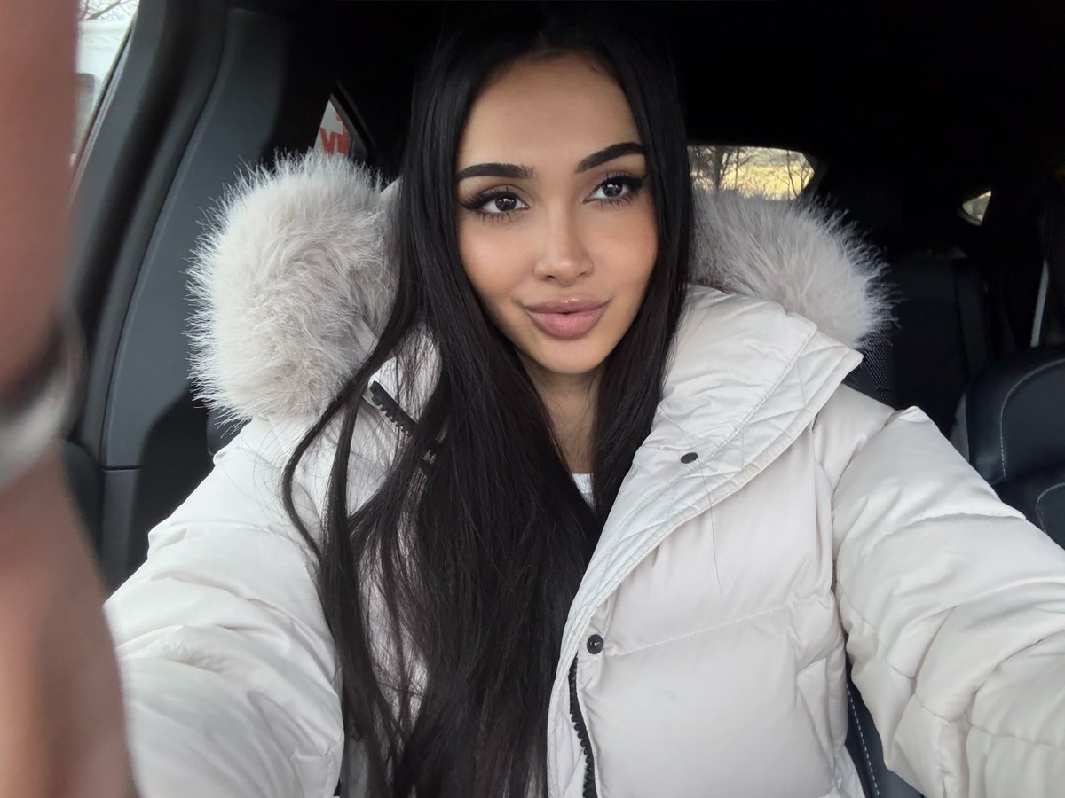 Esha (@eshaxjaved) on Twitter photo 