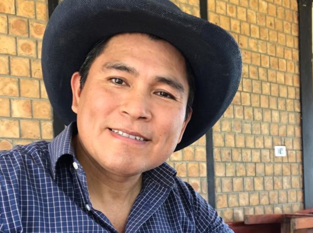 MLopezSanMartin's tweet image. Asesinan a tiros a Juan Carlos Mezhua, líder indígena y exalcalde de Zongolica

Lo atacaron a metros de un cuartel de la GN, previo a la visita de Sheinbaum a Veracruz 

Su familia repudió &quot;las acciones de la gobernadora y la presidenta&quot;