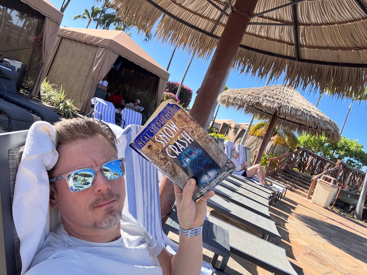 Re-reading a classic #snowcrash by my favorite sociomediapath <a href="/nealstephenson/">Neal Stephenson</a> on the shores of Maui. #crewlife #technothriller #amreading #sociomediapath