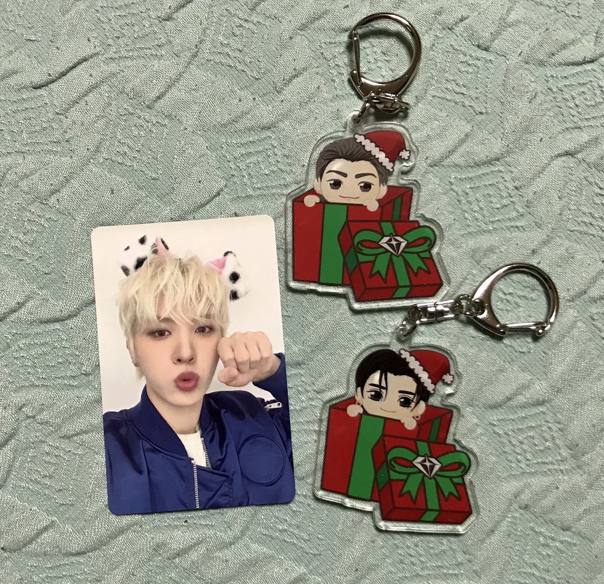 jae_0723_hyuk's tweet photo. TREASURE交換

譲）
ご当地キーホルダー(クリスマス🎄)
ヒョンソク🦔 ハルト🦋
会場特典トレカ
ジョンファン🐮

求）全て同種ジェヒョク🦁

本日12時以降会場手渡し希望

よろしくお願いいたします🙇‍♀️

#TREASURE交換 https://t.co/lLIiaVgXQU
