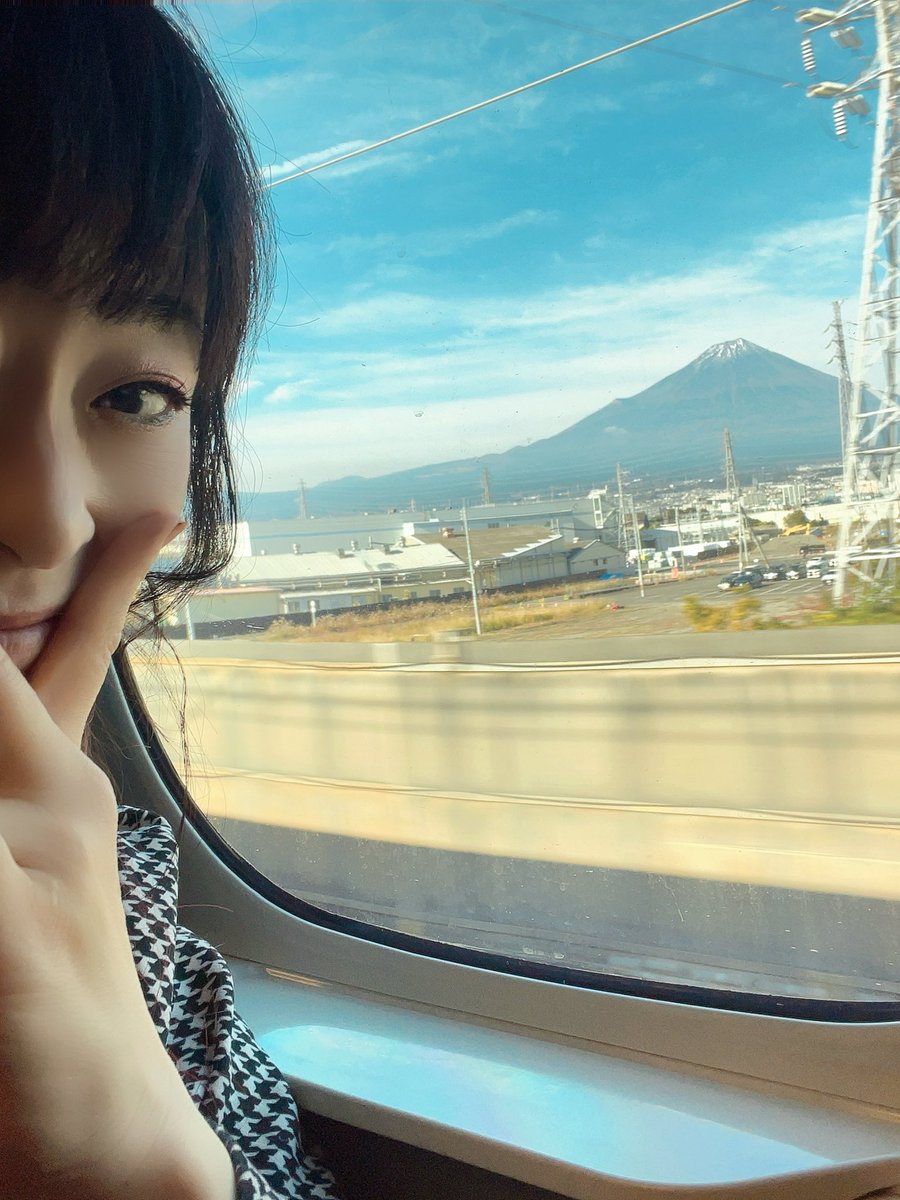 asumin_min0218's tweet image. おはようございます♪

富士山ーーー🗻
今日もキレイに見えた♪

#旅女