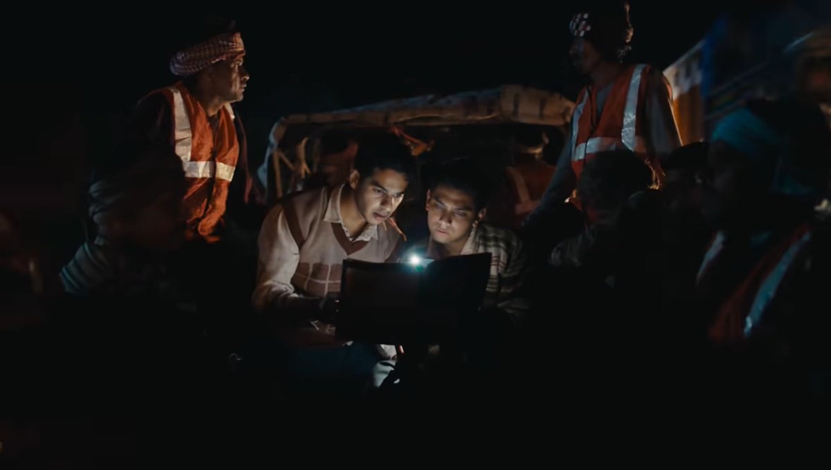 paul_iraa's tweet image. Watched Homebound yesterday, my heart is full. Vishal Jethwa truly deserves more roles, and I was pleasantly surprised by Ishaan Khatter. A beautiful story and such a powerful way to bring out emotion. This is a must watch. What work @ghaywan !!