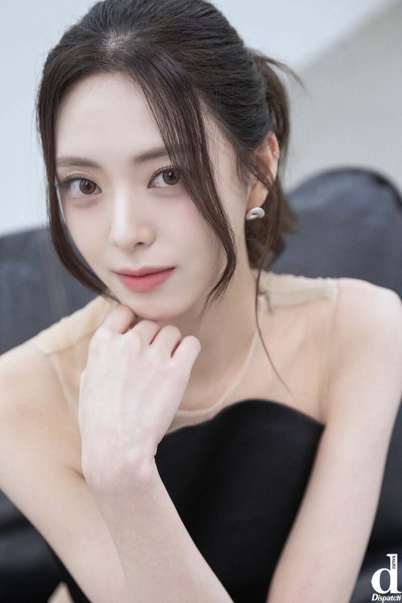 ITZYBRAZIL's tweet image. 🚨 MAIS UM? YUNA foi confirmada como parte do elenco do novo drama da tvN, “My Favorite Employee”, com estreia prevista para 2026. Sendo esse o segundo drama dela.

#ITZY #YUNA @ITZYofficial