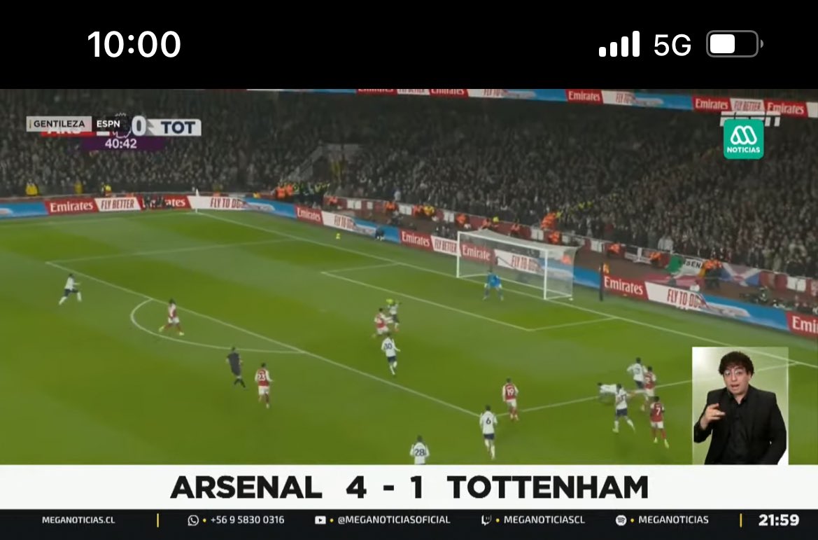 hernan_sr's tweet image. Puse Mega para ver el debate y  había futbol. 

O sea que el José Kast no llegó, tremendo papelón. 

#KastDaLaCara