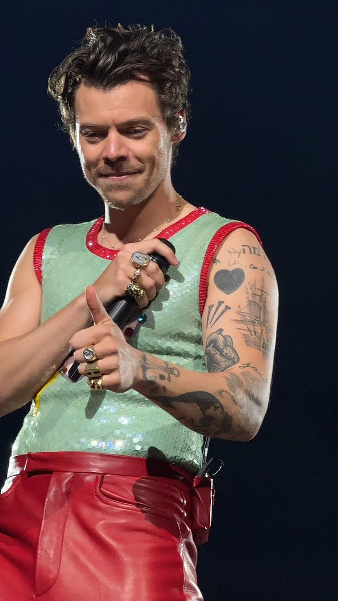 Happy Monday harries 🥰❤️❤️❤️