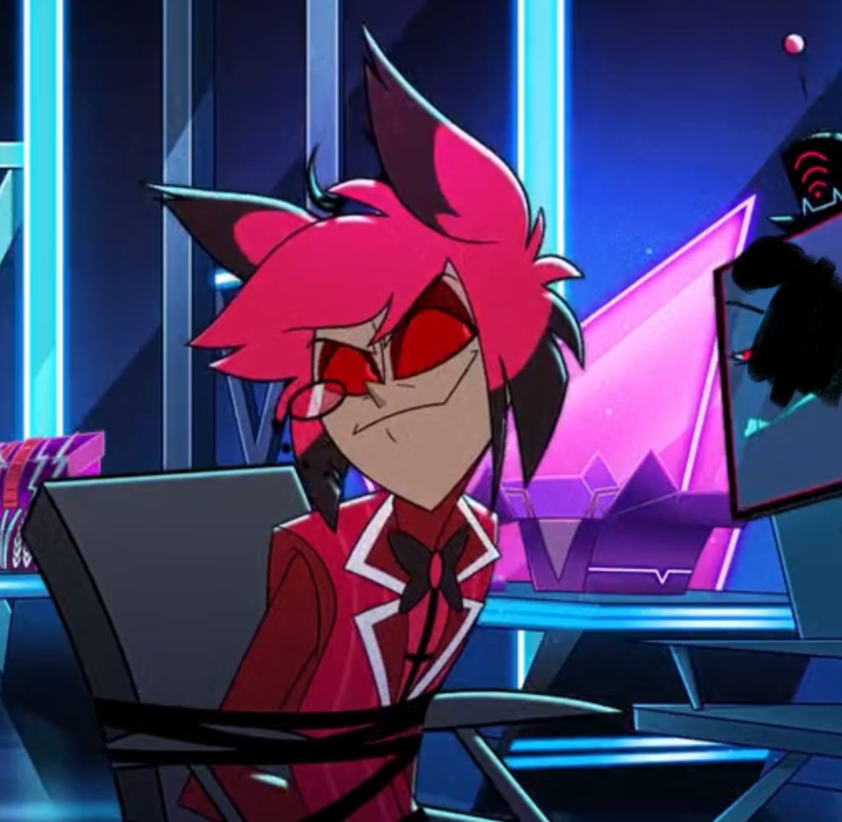 seLf1ndulgenc3's tweet image. Rediseño mini de Alastor pero en vez de cambiarle el pelo feo solo lo hice más parecido a cuando estaba vivo #Alastor #hazbinhotelseason2