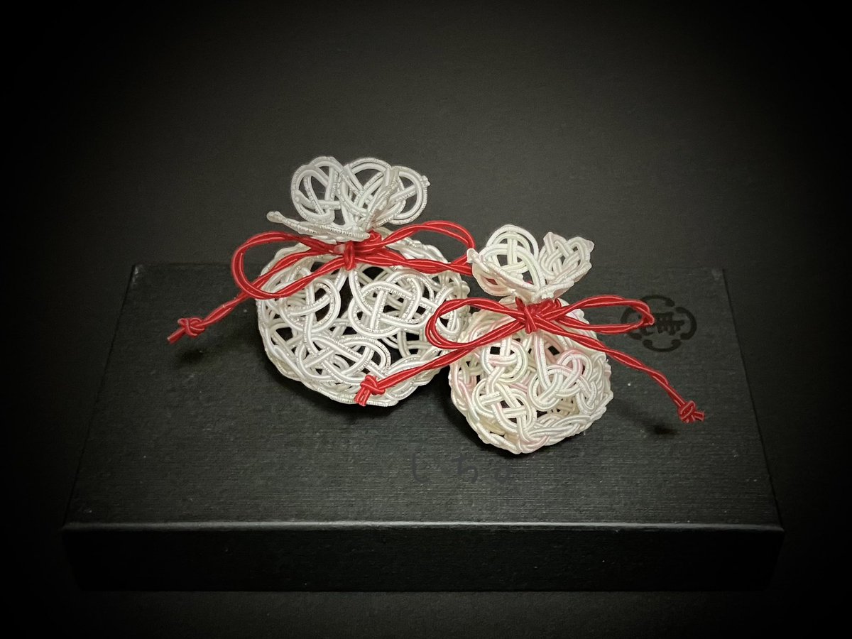 最近お出かけして発見したのは 水引巾着が流行ってるっぽいﾃﾞｽ