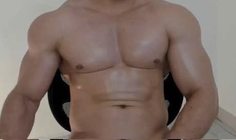 tomonialk's tweet image. だらしない体