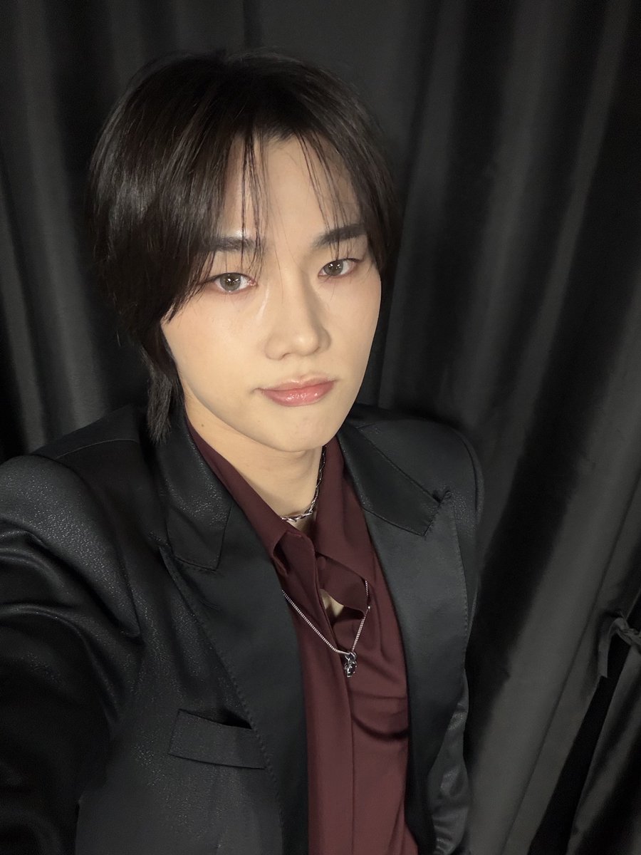 daily_jungsu's tweet photo. 251124 🐱🫧
📸x7 https://t.co/NyVJwlxy9F
