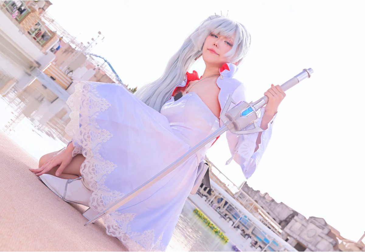 Mahippi78's tweet image. Cosplay   

RWBY /ワイス・シュニー

戦うお嬢様✨️👑

。°.。❅ 𓈒◌°.。゜.❅𓈒◌。・。❅𓈒◌。。❅𓈒◌°. ◌°.。゜.❅

撮影📸（@acceleratorokam ）様

#ラグコス #ラグコス2025 #RWBY #Ruby  
 #weissschnee #コスプレ