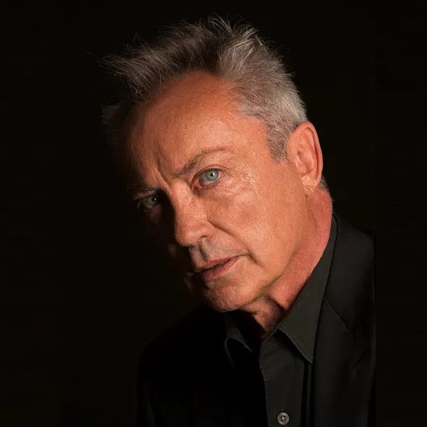 oxentepipoca's tweet photo. O ator Udo Kier faleceu aos 81 anos de idade.

O alemão atuou em, dentre outros grandes filmes, ‘Bacurau’ e ‘O Agente Secreto’, de Kleber Mendonça Filho. https://t.co/cHFazFXqmg